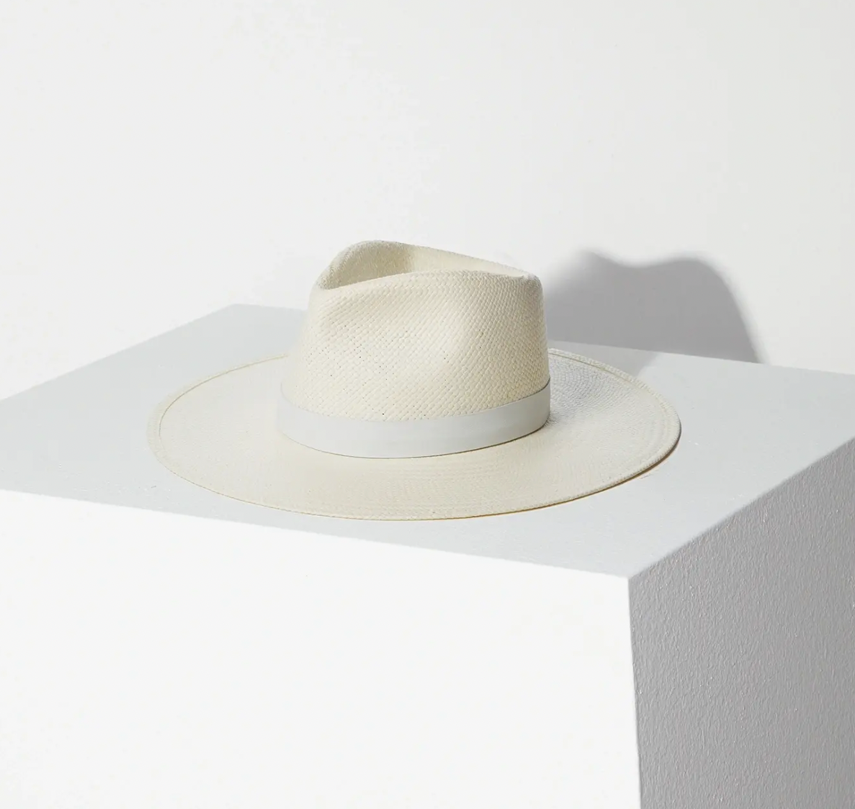 Janessa Leone Zoe Hat
